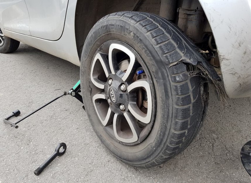 Sự cố về nổ lốp xe trên đường cao tốc